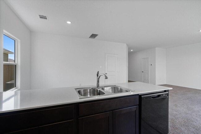 Building Photo - 301 Freshwater Dr