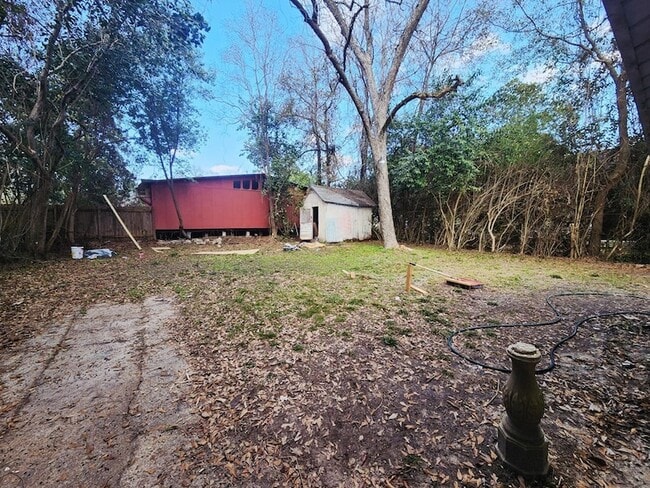 Building Photo - 326 Lindsey St