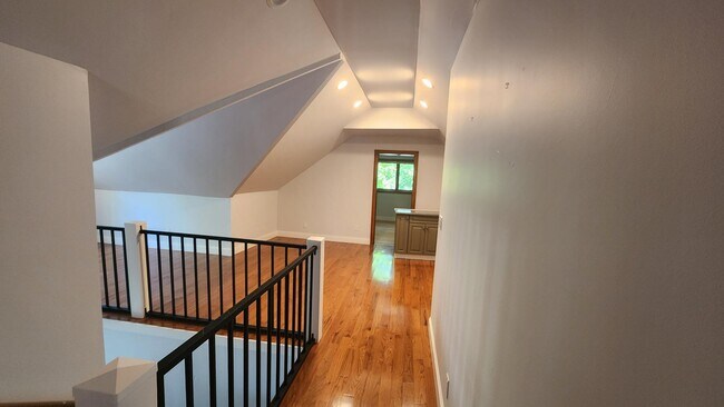 Building Photo - 179 Mount Sinai Coram Rd