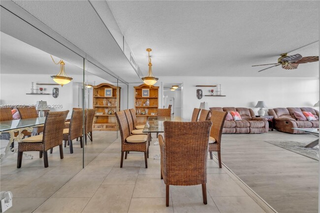 Building Photo - 601 Three Islands Boulevard