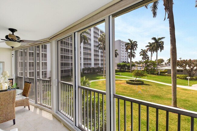 Building Photo - 3224 S Ocean Blvd