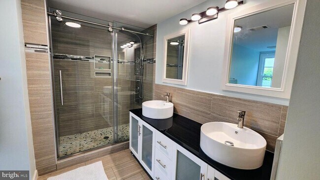 Building Photo - 5503 Chestermill Ct