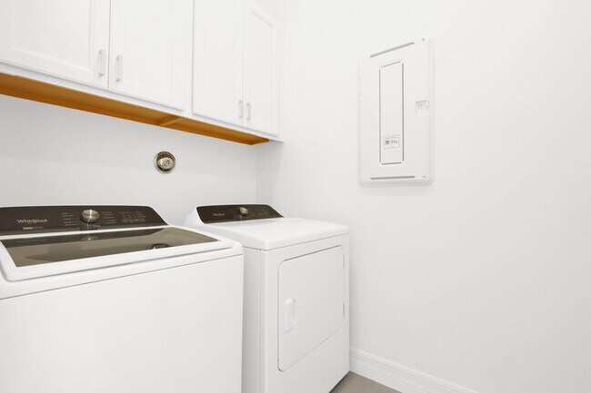 Building Photo - 10514 Northbrook Cir