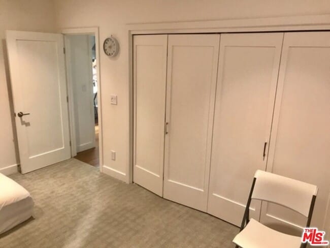 Building Photo - 248 S La Peer Dr