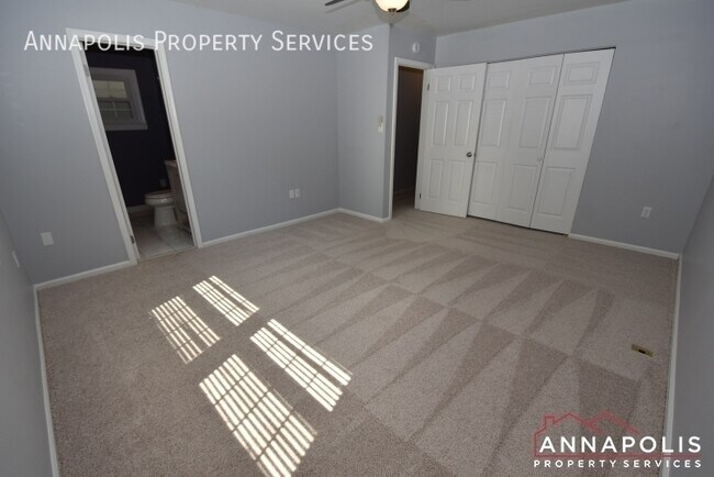 Building Photo - 364 Ellenham Ct