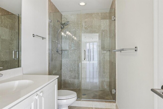 Building Photo - 7330 Ocean Terrace