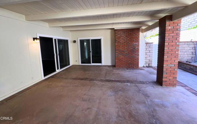 Building Photo - 10945 Kings Rd