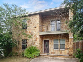 Building Photo - 1710 Ulit Ave