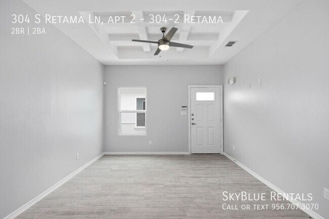 Building Photo - 304 S Retama Ln