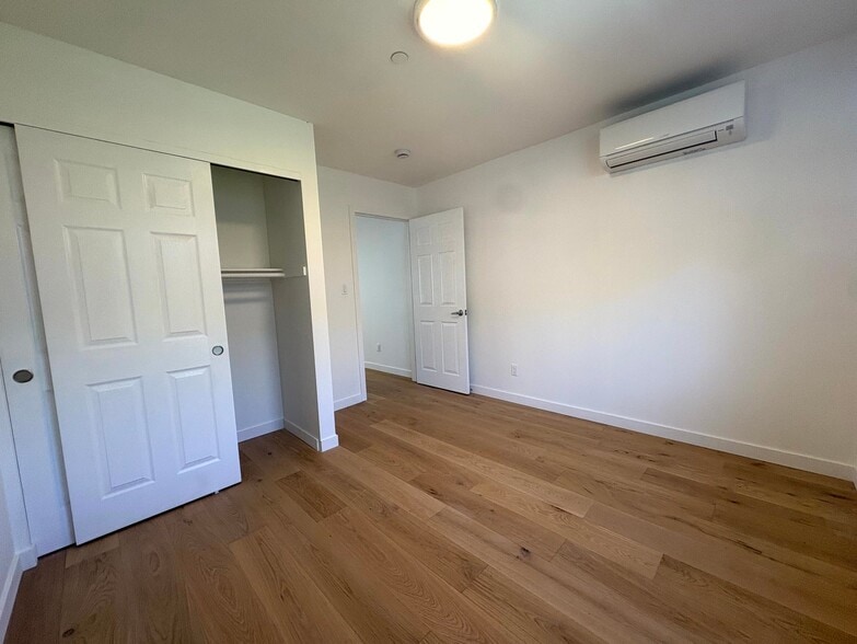 Building Photo - 1408 Shafter Ave
