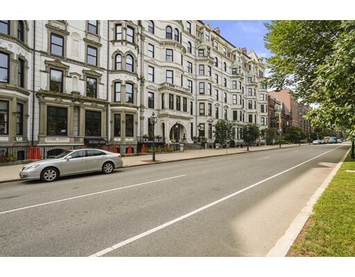 Building Photo - 160 Commonwealth Ave