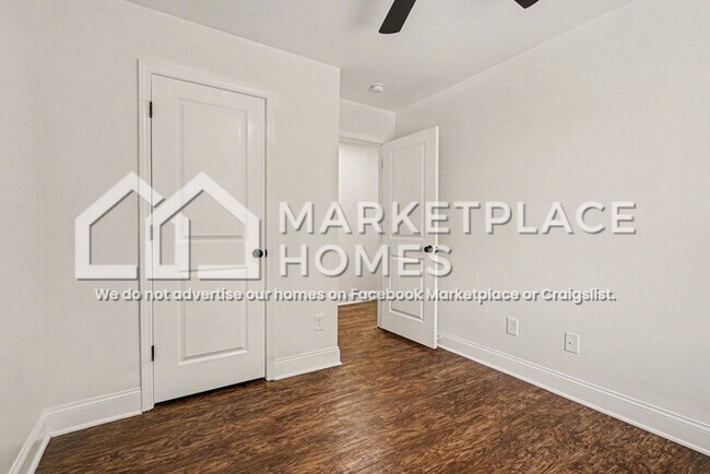 Building Photo - 835 Johnson St