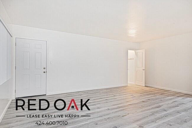Building Photo - 440 S Wilton Pl