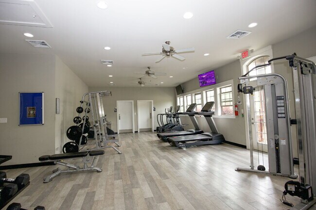 Building Photo - "Spacious 4-Bedroom Home with 2.5 Baths in...
