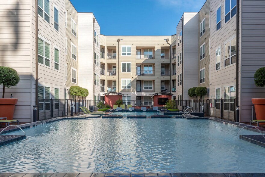 Building Photo - 155 Birdsall St