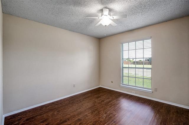 Building Photo - 1717 Palisades Dr