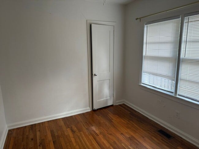 Building Photo - 336 Ponce St