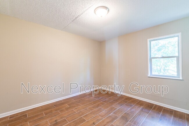 Building Photo - 3308 Spring Valley Cove