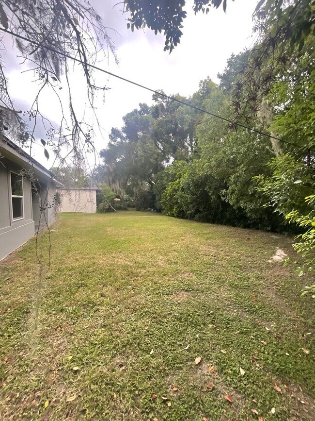 Building Photo - 3 Bed 2 Bath Home | Pet Friendly | Washer ...