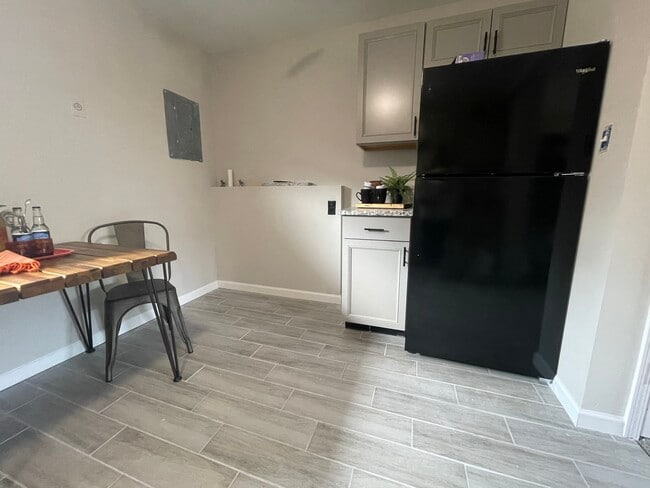 Building Photo - 1770 North Star Rd