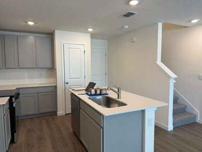 Building Photo - 4383 Hazel St