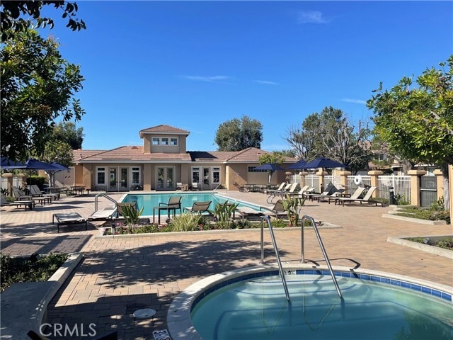 Building Photo - 8460 E Tioga Way