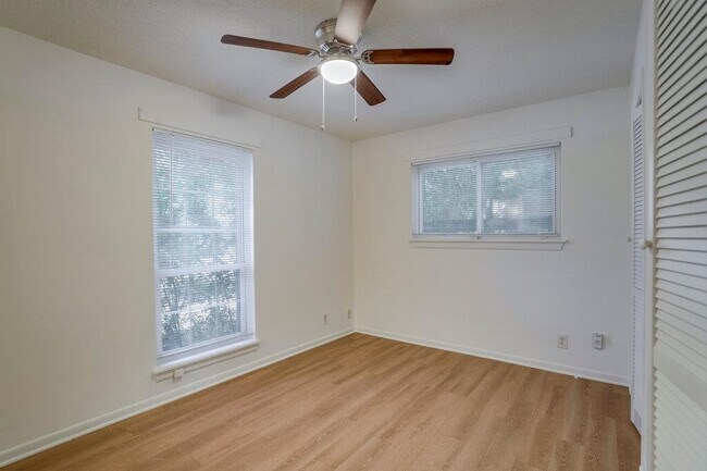Building Photo - 509 Treys Way