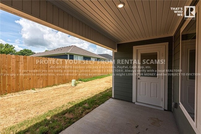 Building Photo - 420 Raegan St