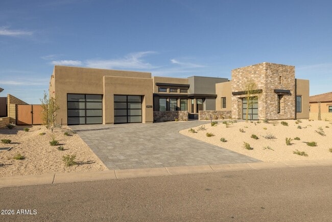 Building Photo - 13290 E la Junta Rd