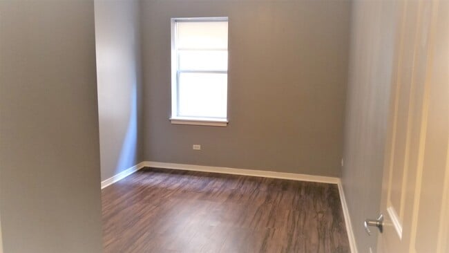 Building Photo - 1258 S Blue Island Ave