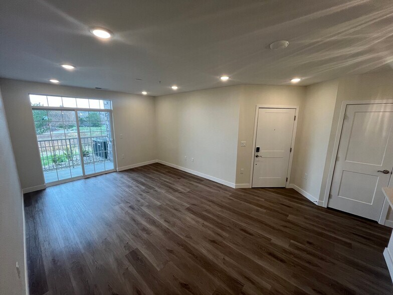 Building Photo - 18645 Stroh Rd