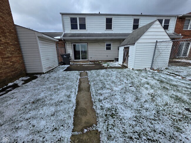 Building Photo - 3821 Biscayne Rd