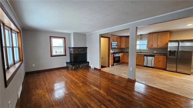 Building Photo - 56 Artillery Ln