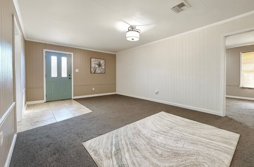 Building Photo - 7700 Lee Station Rd