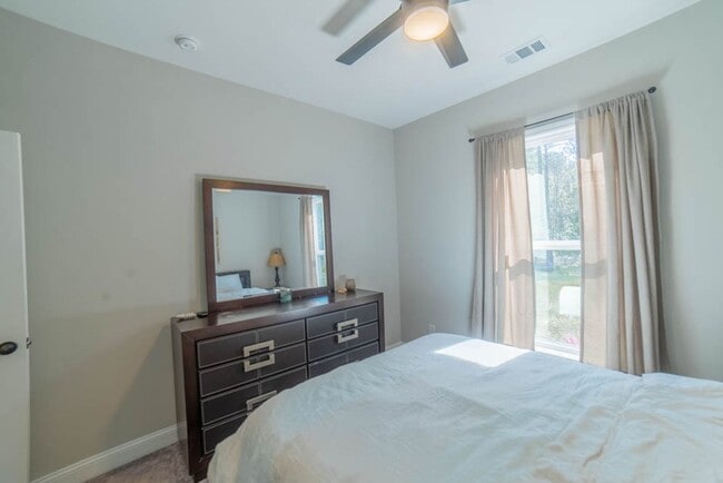 Building Photo - Coming Available!