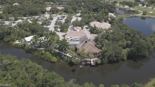 Building Photo - 3210 Cottonwood Bend