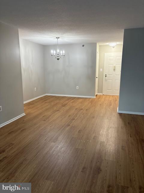 Building Photo - 15100 Interlachen Dr