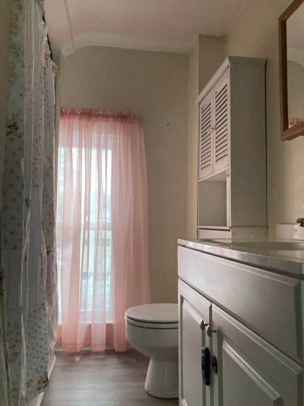 Building Photo - 51 Pleasant St