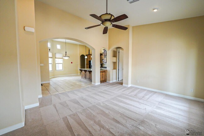 Building Photo - 3476 S Woodpecker Way