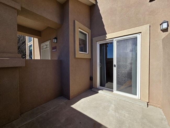 Building Photo - 4349 Santo Domingo St