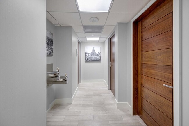 Building Photo - 200 Congress-ID164.7