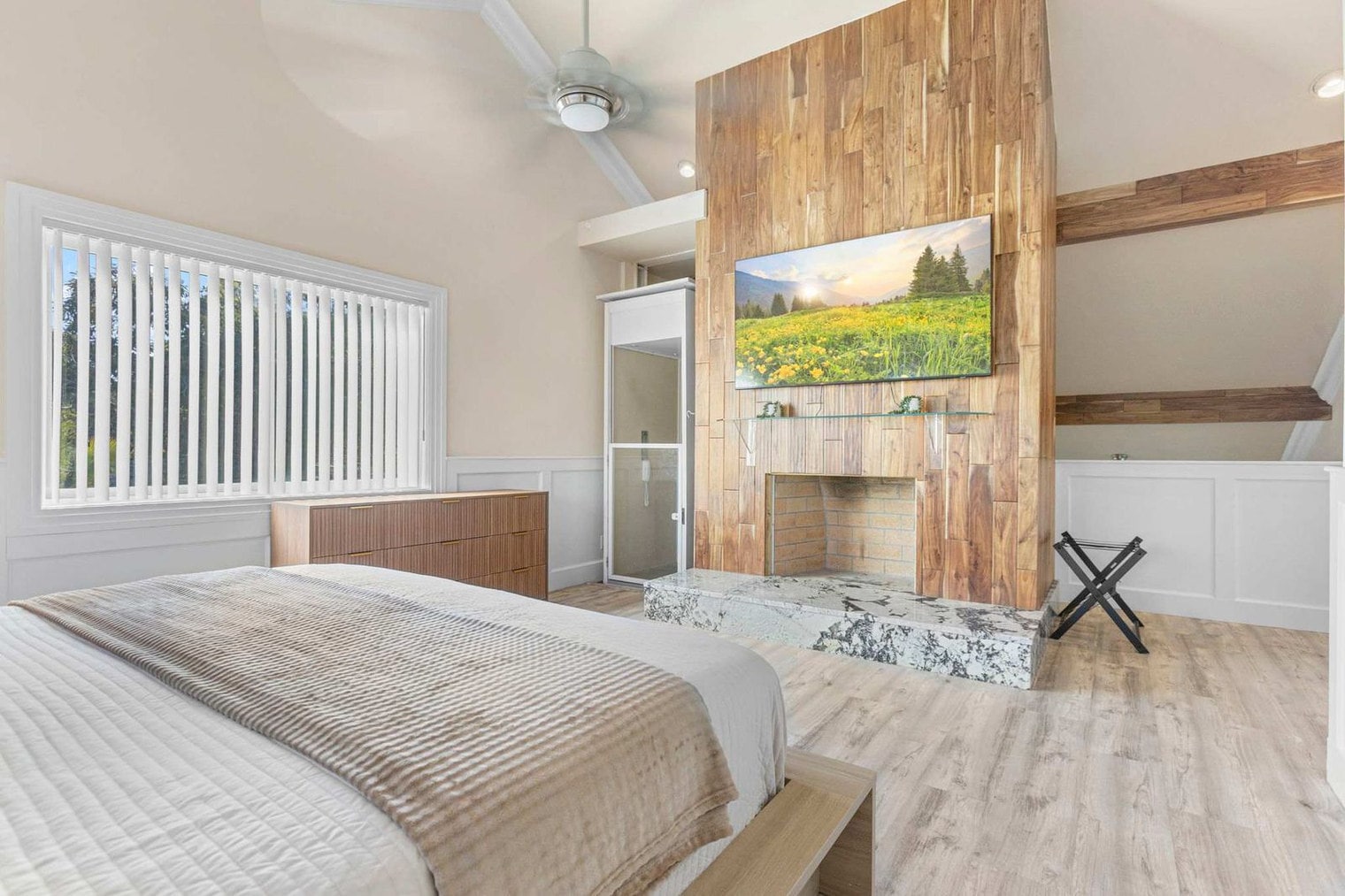 Building Photo - 366 34th Ct SW