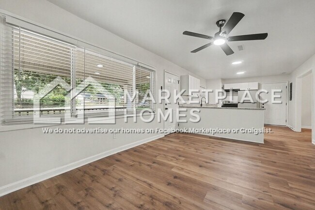 Building Photo - 6538 Voyles Dr