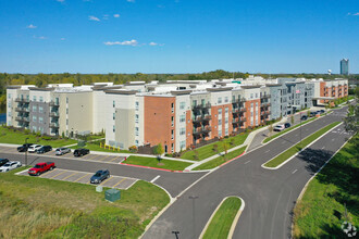 Building Photo - 18w070 Royce Blvd