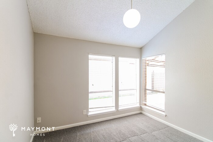Building Photo - 10814 Kirktown Dr