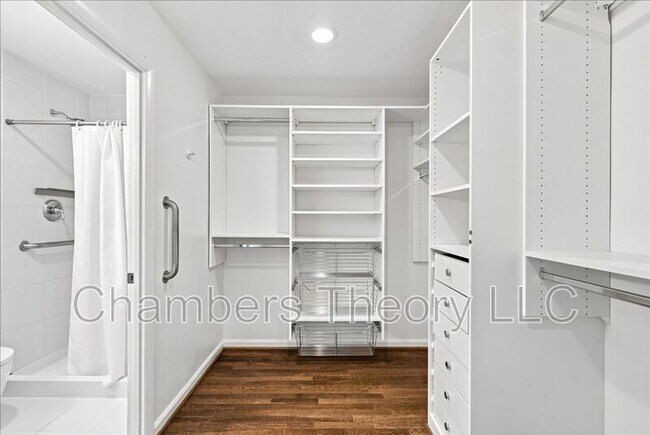 Building Photo - 4216 Worcester Dr