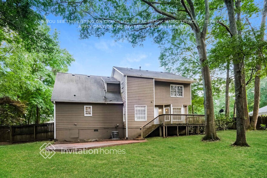 Building Photo - 2538 Amber Valley Dr