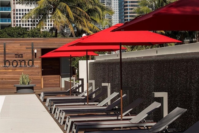 Building Photo - 1080 Brickell Ave