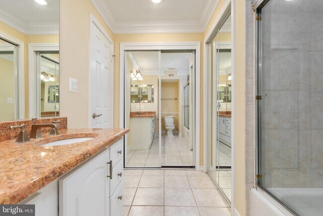 Building Photo - 3922 Penderview Dr