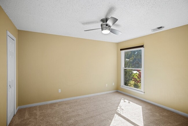Building Photo - 8044 Neshoba Rd